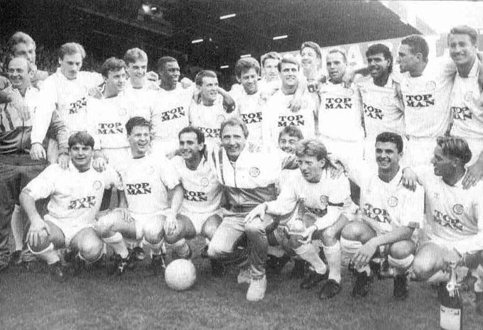 super_leeds70's tweet photo. Right, the petition starts here!! #BringBackAlan #physiolegend #lufc https://t.co/XPCIUN7kgm