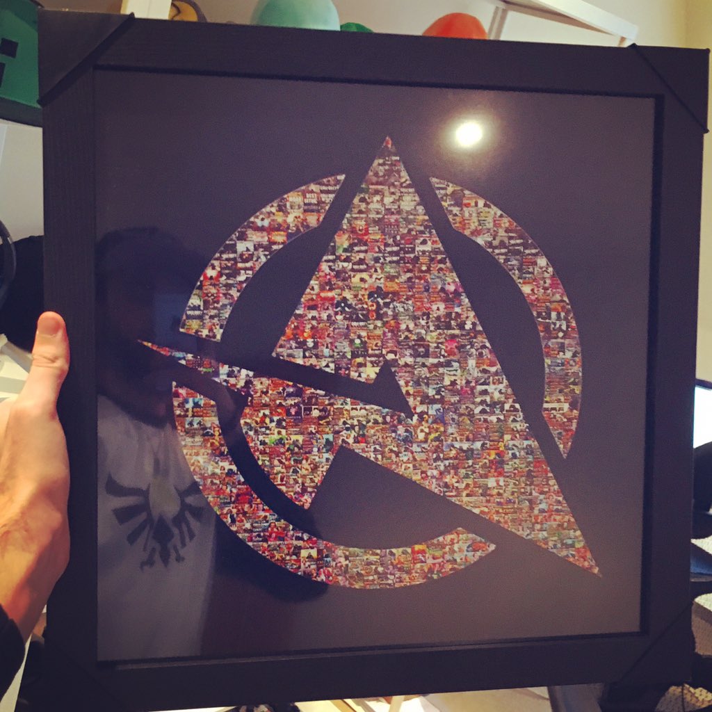 OMGitsAliA's tweet photo. Such an awesome gift from @Savva2 - It's a late Birthday gift and I love it! ! 😊🎂🙌🏻 (https://t.co/rhS0YY2t1V) https://t.co/hafA6MWGnL