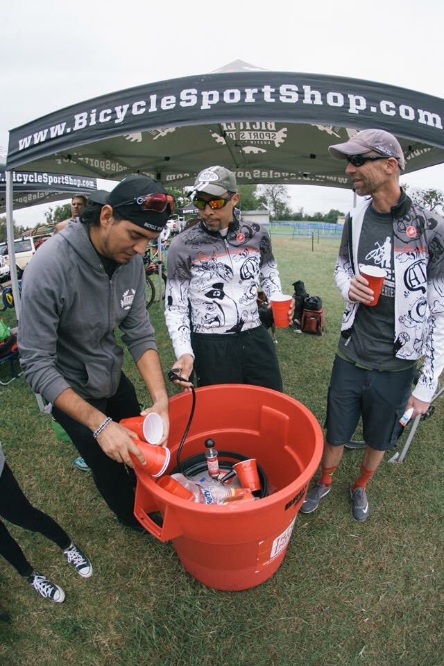 BSS_Austin's tweet image. @bsscx found the podium--and the keg--at the Georgetown CX Fest this past weekend. Figures. Pic by @truemarmalade