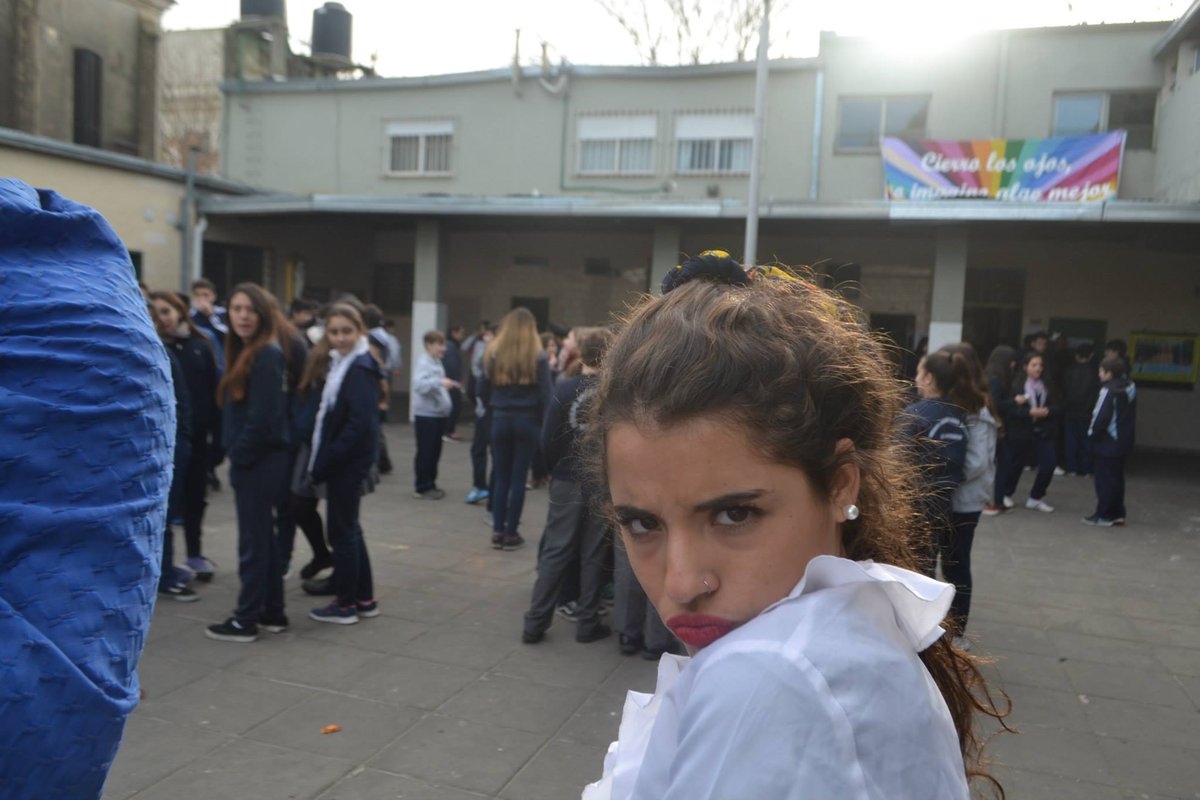 LaCuartaDelCoas's tweet photo. En menos de una semana terminan las clases y vos tipo....... https://t.co/06qPVAHIQe