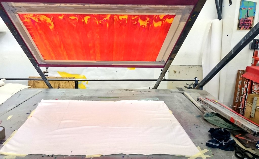 MariaMapp's tweet photo. Printing autumn coloured marble today. This will make for some lush little bags and purses! #ayabimou #marble #bags https://t.co/k7hTt1y529
