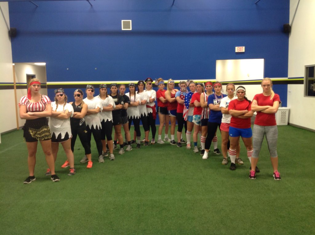 LULionsSoftball's tweet image. Day 2 of #CC2015 is about to begin