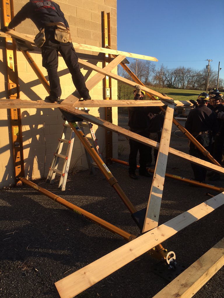 HTFDengine16's tweet photo. E16 members attended structural collapse training in Hunderton County, NJ https://t.co/LKsprBl8qz
