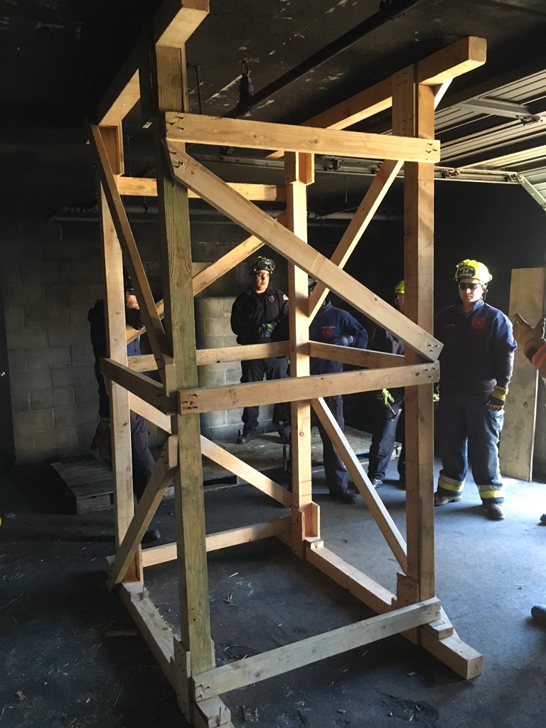 HTFDengine16's tweet photo. E16 members attended structural collapse training in Hunderton County, NJ https://t.co/LKsprBl8qz
