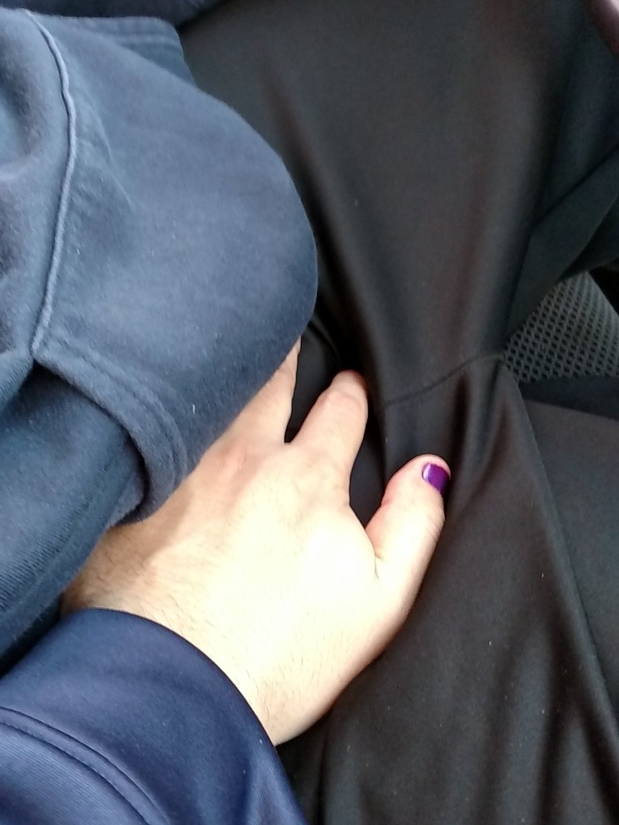 babyboysub's tweet photo. Riding around petting daddy while he drives. https://t.co/CPTOmfYQmC
