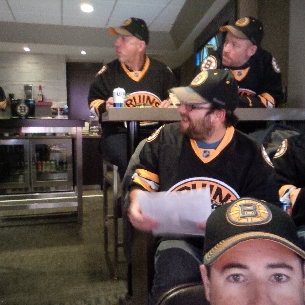 Bryan8Soucy's tweet photo. #ultimatehockeytrip @boxerhotel 4th game in #4nights @BostonBruins_ All home team wins #Leafs #Blackhawks #Habs https://t.co/SCAcmyRrD2