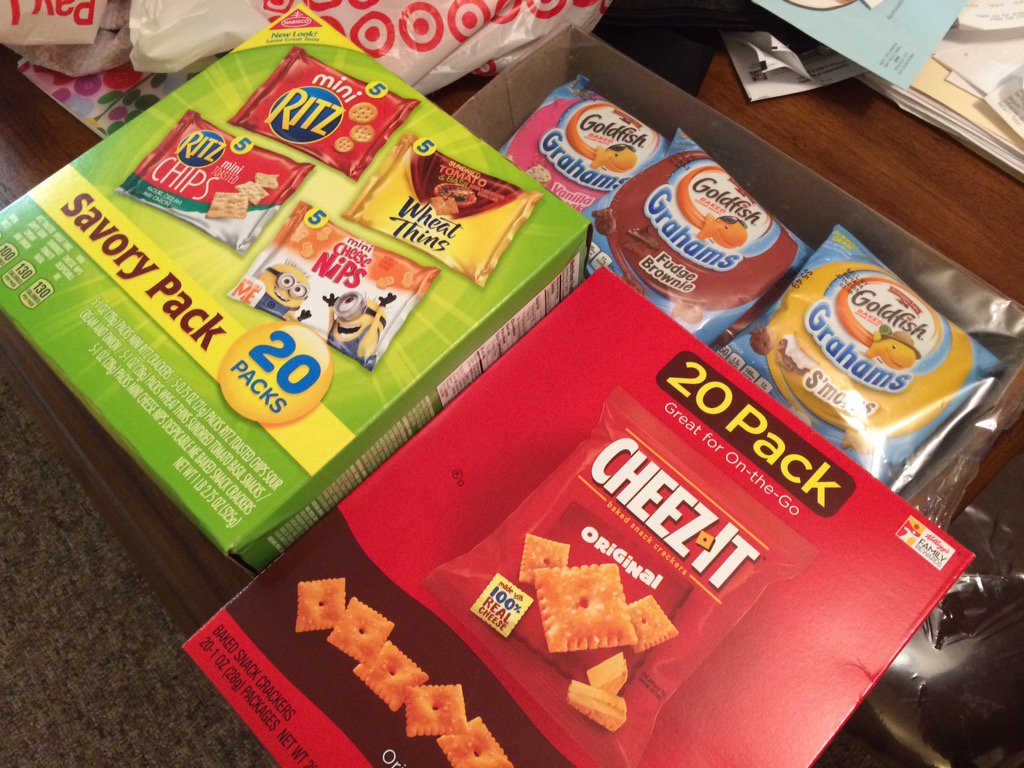 dralysalucas's tweet photo. Think Tank winners picked snacks for Gender COM! But, one of those fudge brownie Goldfish may already be gone. 😁 https://t.co/HHFbpBwdLq
