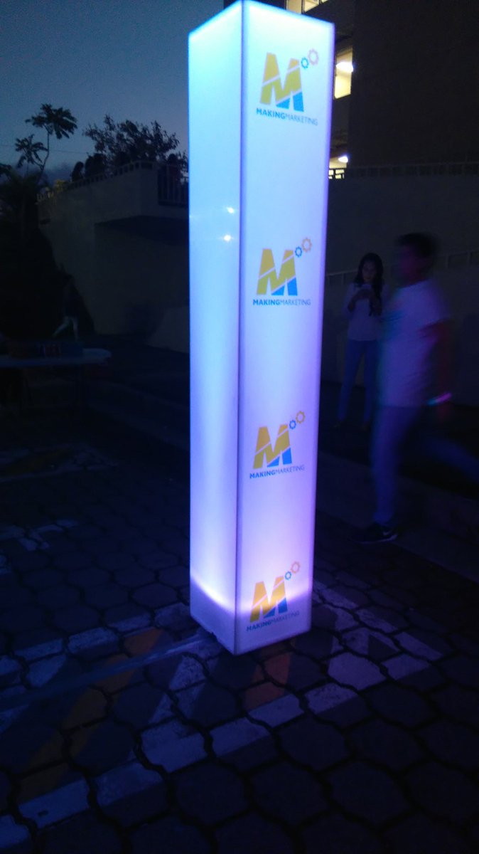 Taniarias5's tweet photo. #Makingmarketing @UJMD_sv @hmaida #eturismo Vive la magia del momento https://t.co/USiVPLur6S