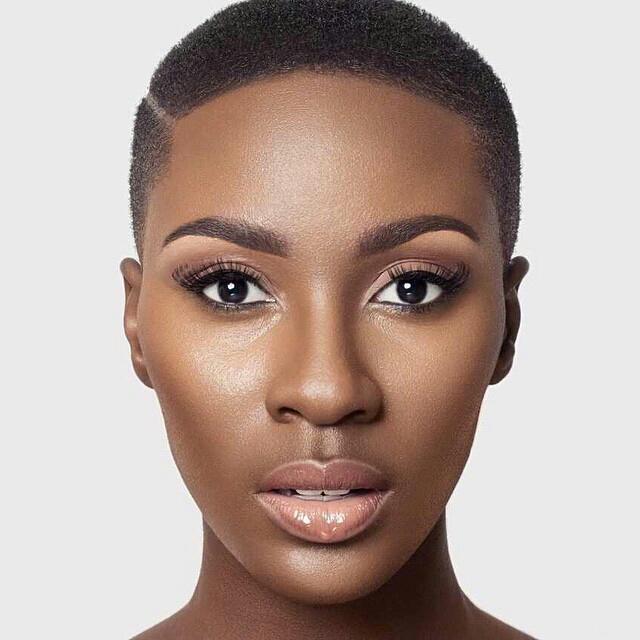 YessEssentials's tweet photo. Ghanaian Gyal @ohwawa_ makes History with her flawless #DarkSkin n #NaturalBeauty. #YessEssentials is #proud of you https://t.co/E0ic69i1pG