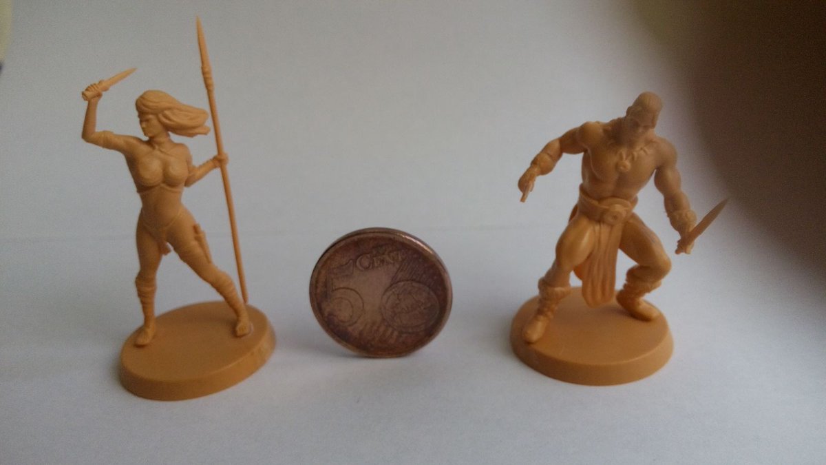 ThaisChronicles's tweet photo. Tamaño de las miniaturas!!!! https://t.co/s2FaS4U1SG