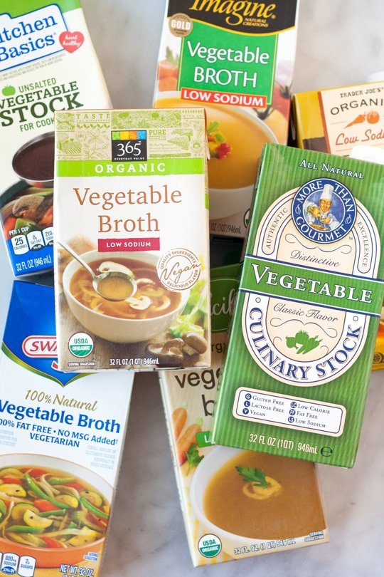 KeyrstenRHN's tweet photo. Making your own broth takes time, try these broths if your in a pinch! @thekitchn https://t.co/deUwvHl212 https://t.co/Opp6DptmEZ