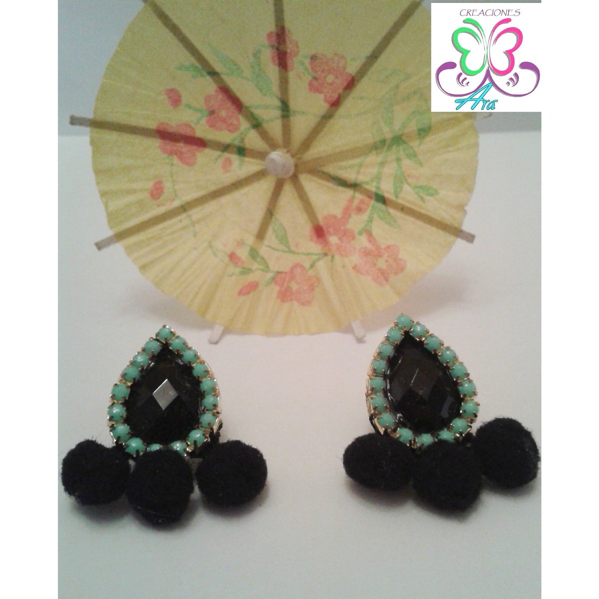Creaciones_Ara's tweet photo. Cautivadores 💕#hechoamano #hechoenvenezuela #hechoconamor #duferentes #combinables https://t.co/Pn0sEFvK9D