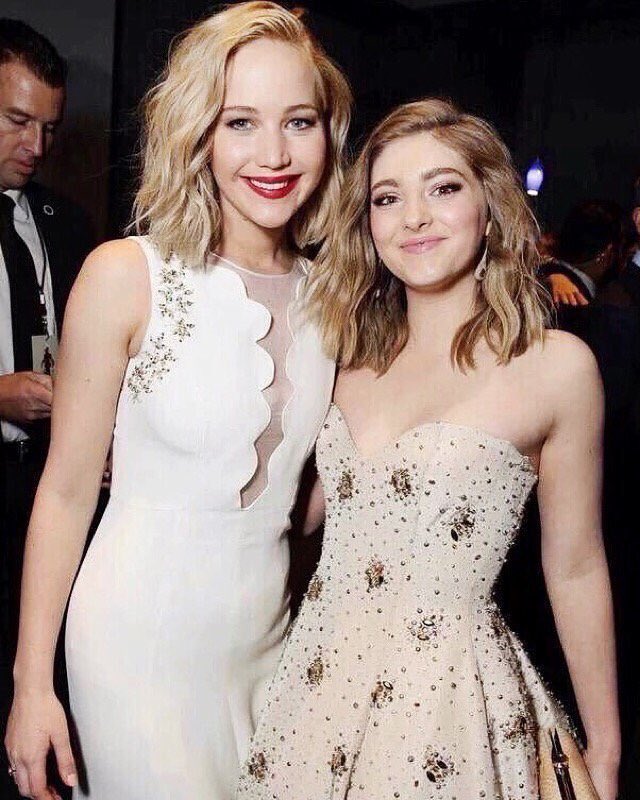 floraIaam's tweet photo. Together till the end. @WillowShields https://t.co/u20yE6fqvW
