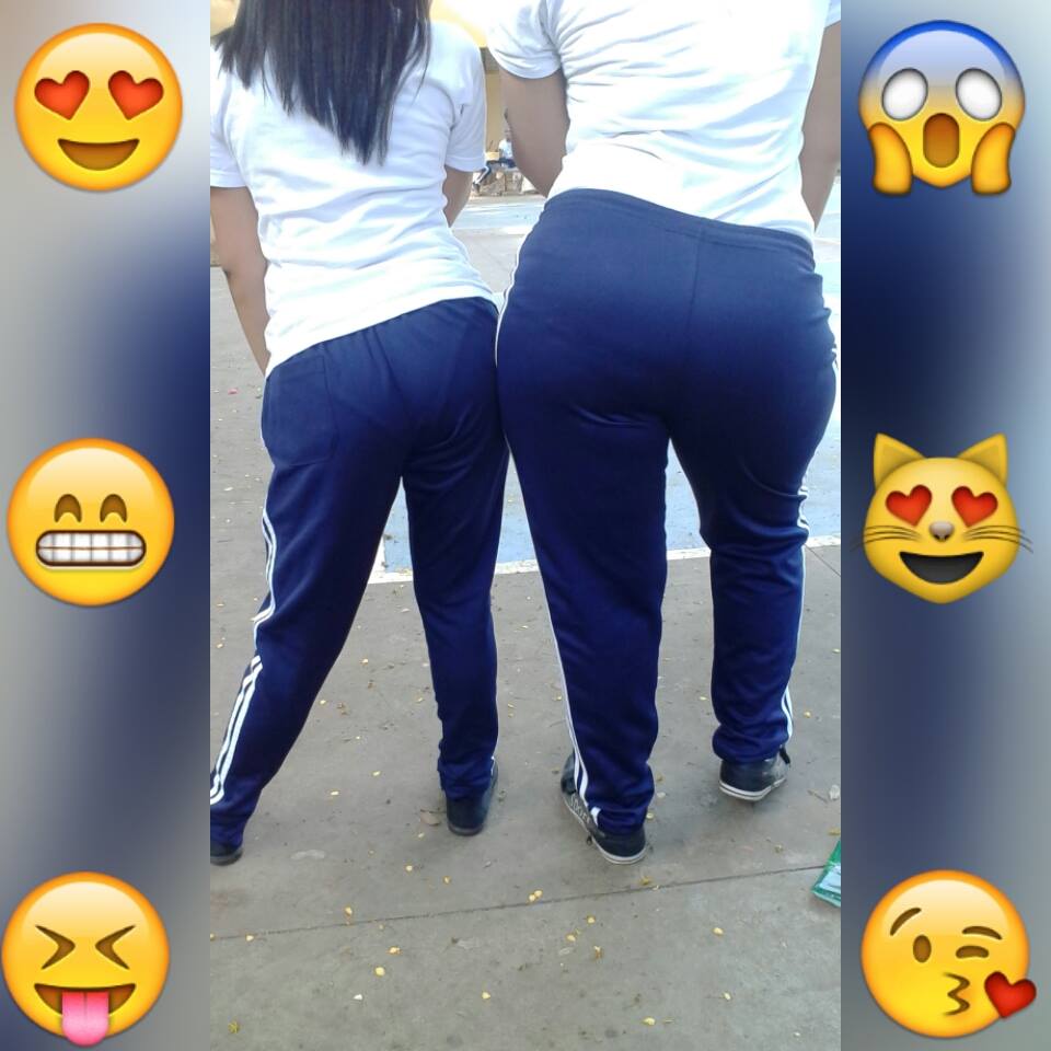 Eliza00Baez's tweet photo. Querida El Mundo No Gira Alrededor De Ti.😜☝
#EllayYo 😍😍
Su Booty y El Mio 👇👇👇 #Maria y #Geniris 💅👑💞 https://t.co/wm8LN8Ltnq