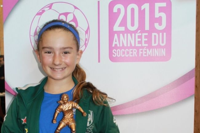 CaroMiro's tweet photo. Une Mascouchoise de 10 ans/ championne provinciale des Jeux techniques de @SoccerQuebec. https://t.co/wN9lIIAsUW https://t.co/7MqjU43FMq