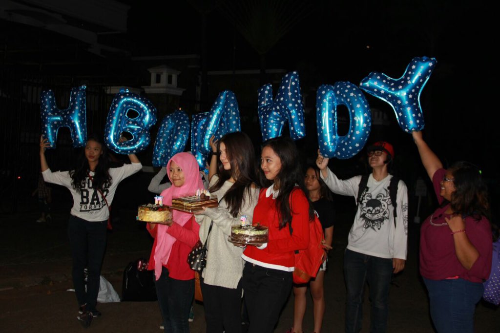 SiBoy_97's tweet photo. Hari paling bahagia HBD Bro 
@RandyMartin98 Semoga bsa Cpt" jadian ya @cassandrasleee
https://t.co/sVCE0PhfFB
#HBDRandyMartin17th