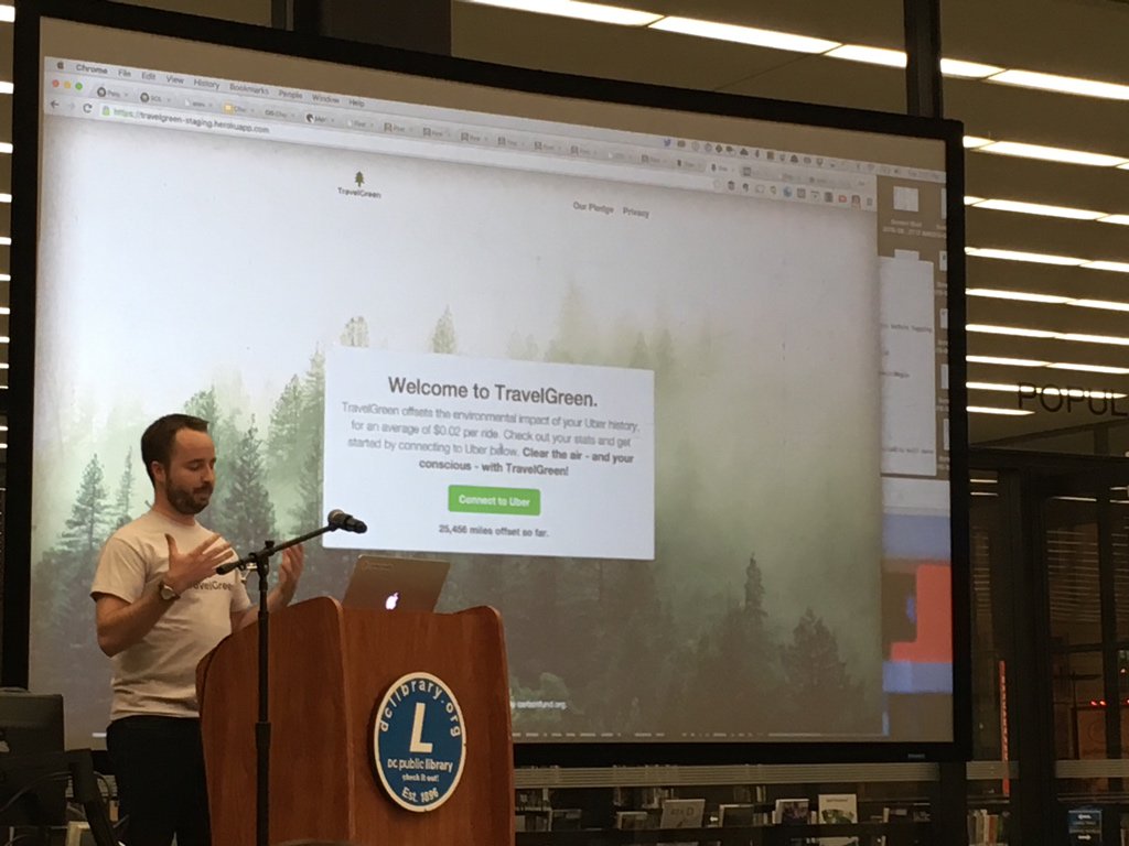 travelgreenapp's tweet photo. Founder @dgarbvt demoing travelgreen.io @dctechmeetup https://t.co/9LWLcrrIE0