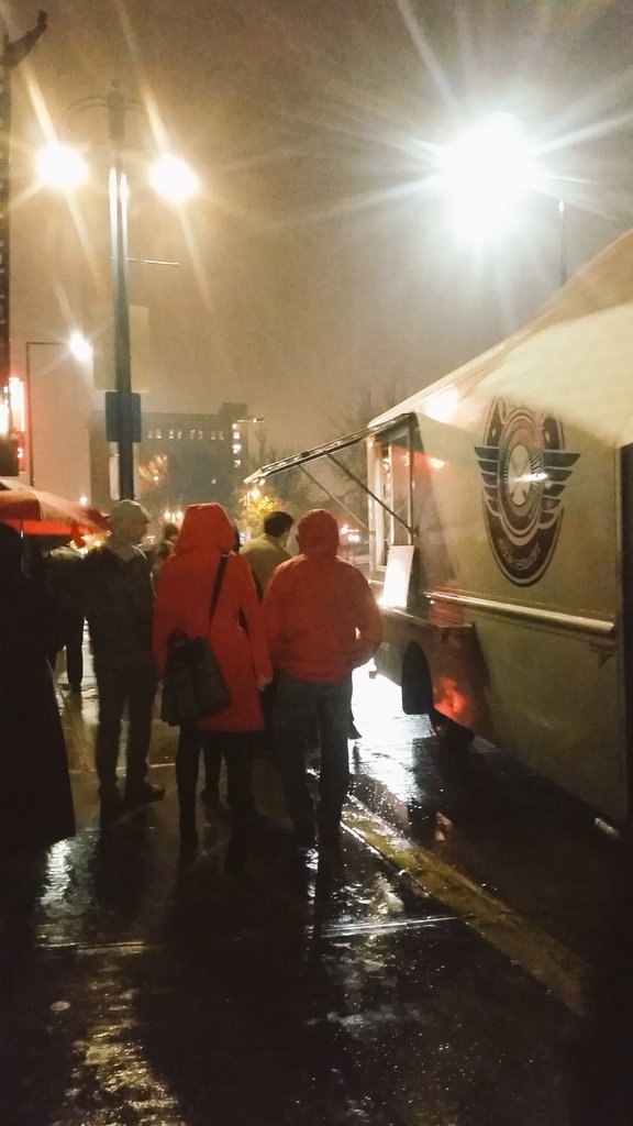 Lake Avenue tweet media