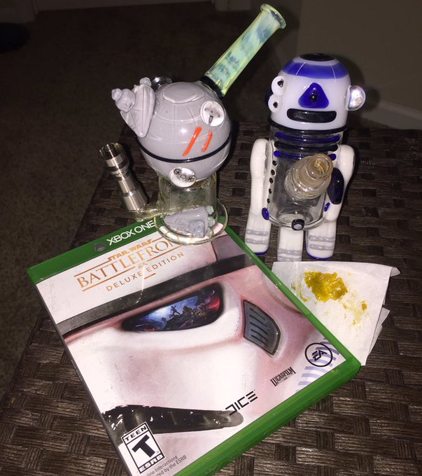 Star Wars everything ❤️ https://t.co/jXjWgCasSC<a href="/tag/btsatrosebowl"class="tags"><span>#btsatrosebowl</span></a>