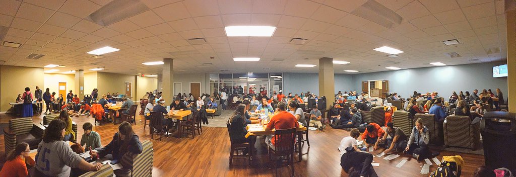 UC_CAB's tweet image. It's a packed house here at BINGO! Tweet back &amp;amp; let us know what prizes you'd like for our final Bingo on 12/8!