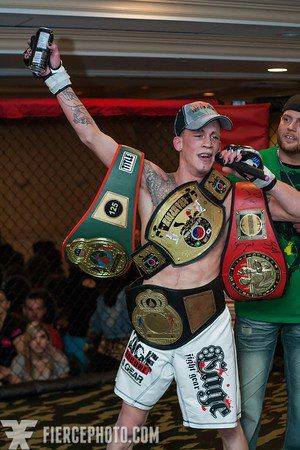 Another good picture of a fight of mine https://t.co/AQjIeT5VDH<a href="/tag/felixbaumgartner2012"class="tags"><span>#felixbaumgartner2012</span></a><a href="/tag/alaneustace2014"class="tags"><span>#alaneustace2014</span></a>