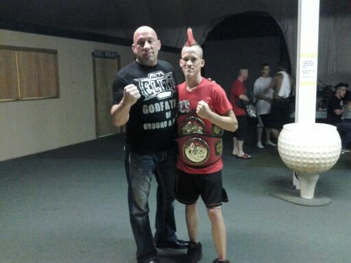1 pic. Me and @HammerHouseMMA Wes Sims, Sean Sherk and Thiago Silva but I cannot find the picture https://t.co/VCiDFmPlo8