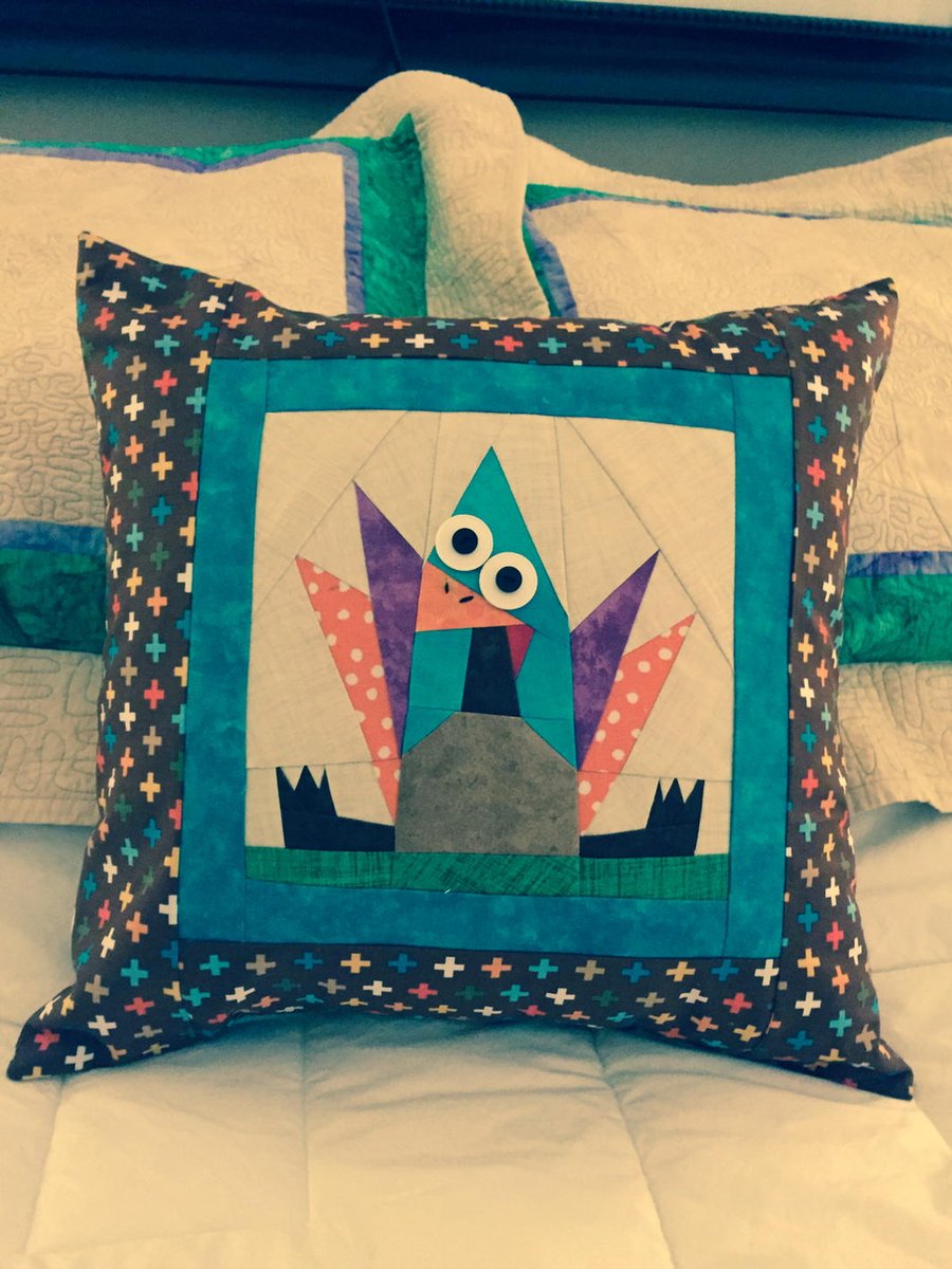 madebymarney's tweet photo. Turkey pillow! Paper pieced. Block pattern at Made By Marney on Etsy #paperpieced #quilt #turkey #thanksgiving https://t.co/LHVr4h52EV