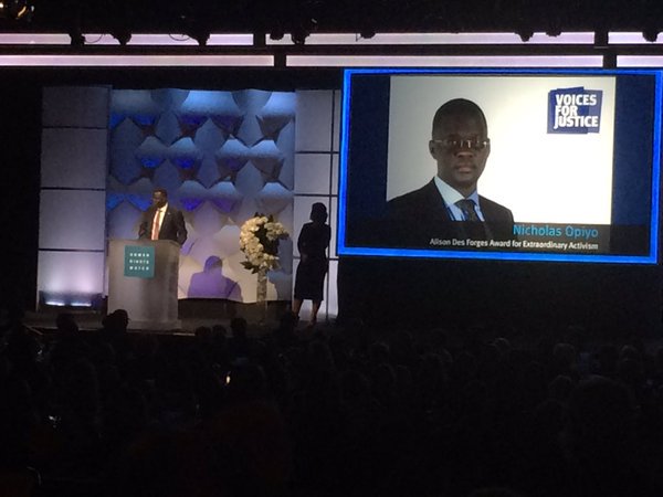 chapterfourug's tweet photo. Our Director,#AlisonDesForges honoree @nickopiyo talks abt protecting #HumanRights in #Uganda at #VoicesforJusticeLA https://t.co/q4NHLwkuq1