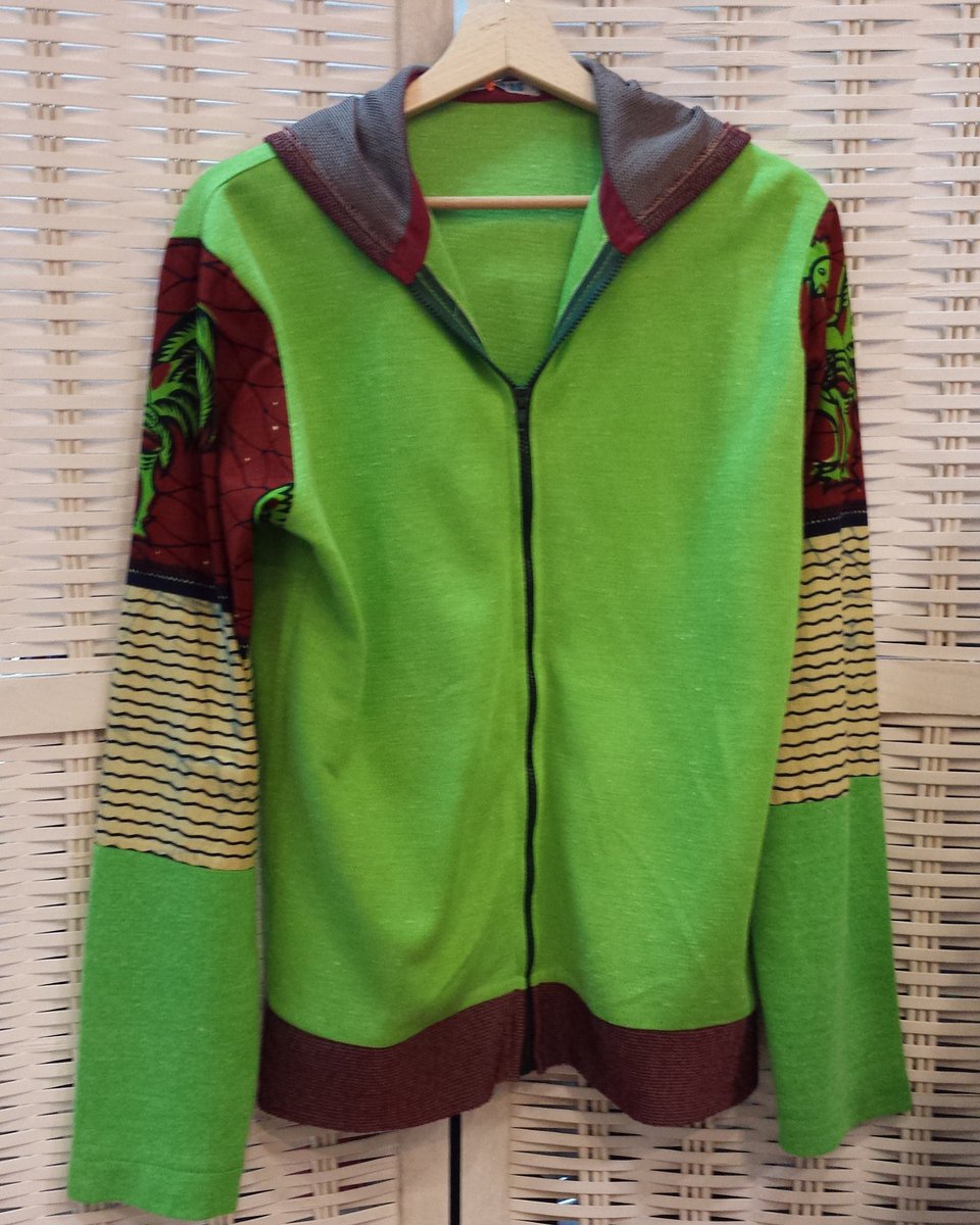MorenetaHuesca's tweet photo. Chaquetas para chico @con2tijeras en @lamoreneta https://t.co/KOpnKyTx2R