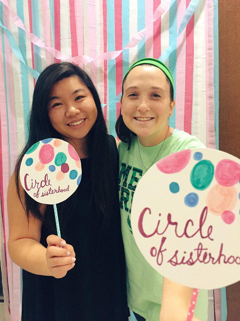 untcos's tweet photo. We're having so much fun at our movie night event! @CofS_Foundation @untpan #halfthesky #untcos https://t.co/CFMG4j3wuy