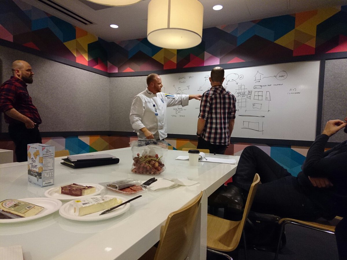 jetleigh's tweet photo. Tonight's MarketShare meeting is awesome and giving me chills thinking about the future of Seattle. #BuildTheMarket https://t.co/Dli1LP37tf