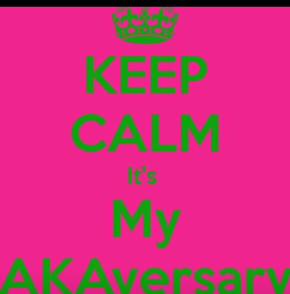AngelaLYoung's tweet image. 26yrs ago today I became a part of a sisterhood! #AKAversary @du1869 #Fall89 #ImAnAKA #LastLineWalkingIvies
