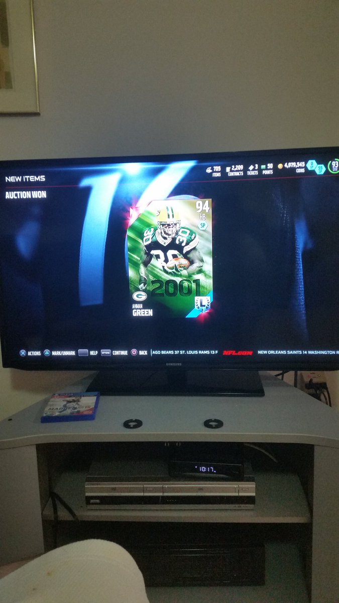 nflxnewton's tweet photo. Giveaway Time!!!!! Retweet and follow to enter ends Sunday after the panthers vs redskins game GOODLUCK TO ALL!!!!! https://t.co/YUrIOsSl7B