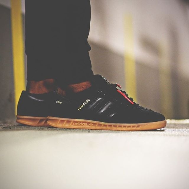 Shouts™ Twitterissä: "On foot look at the Adidas Hamburg GTX Gore- Tex "Black/Gum" Sizes available -&gt; https://t.co/vqZzZRS2dR https://t.co/f5LaTf8hSY" / Twitter