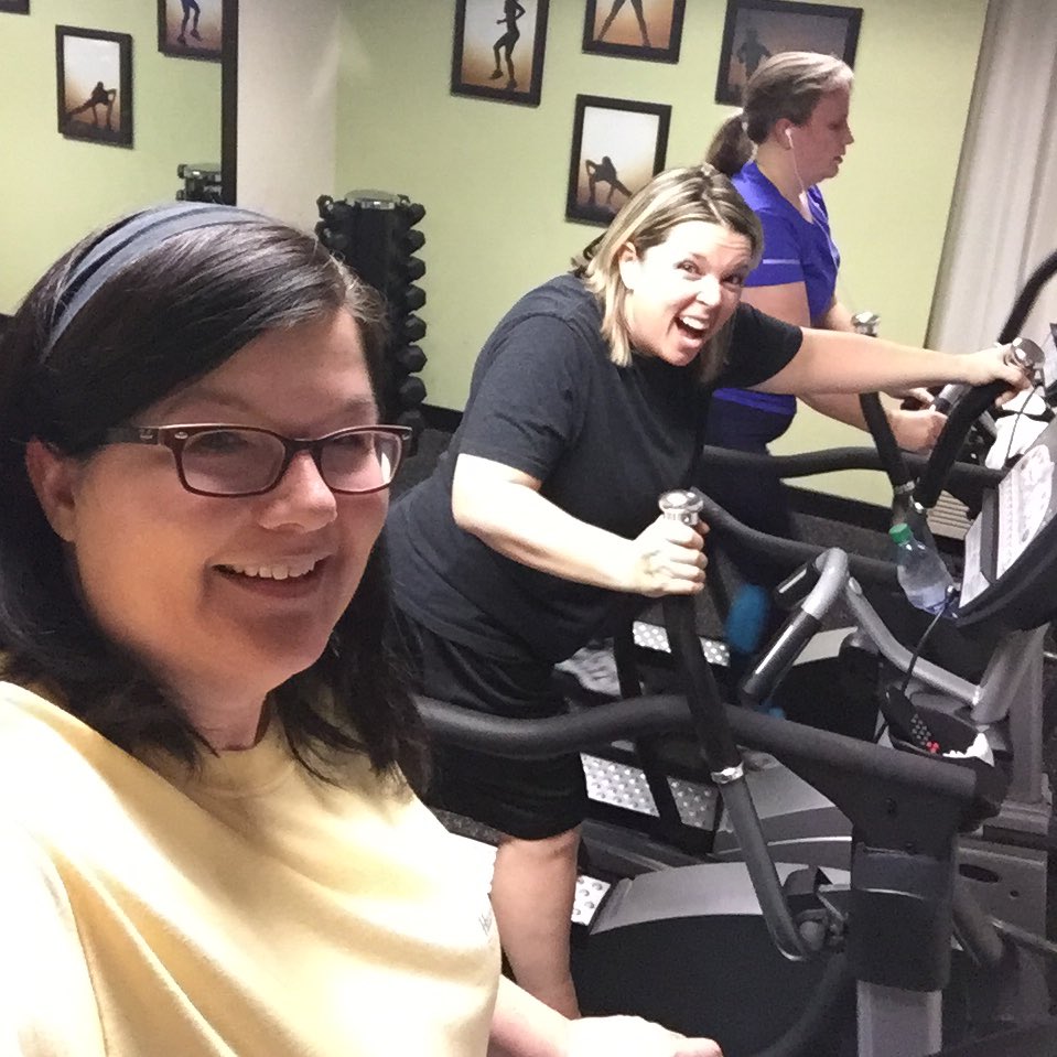 Kim_TUVS's tweet photo. #LifeatATT #LifeOnTheRoad #YourHealthMatters #WorkoutBud #TreadmillingAndCollaborating #HotelWorkout @evv_cc https://t.co/8uKleoDfn3