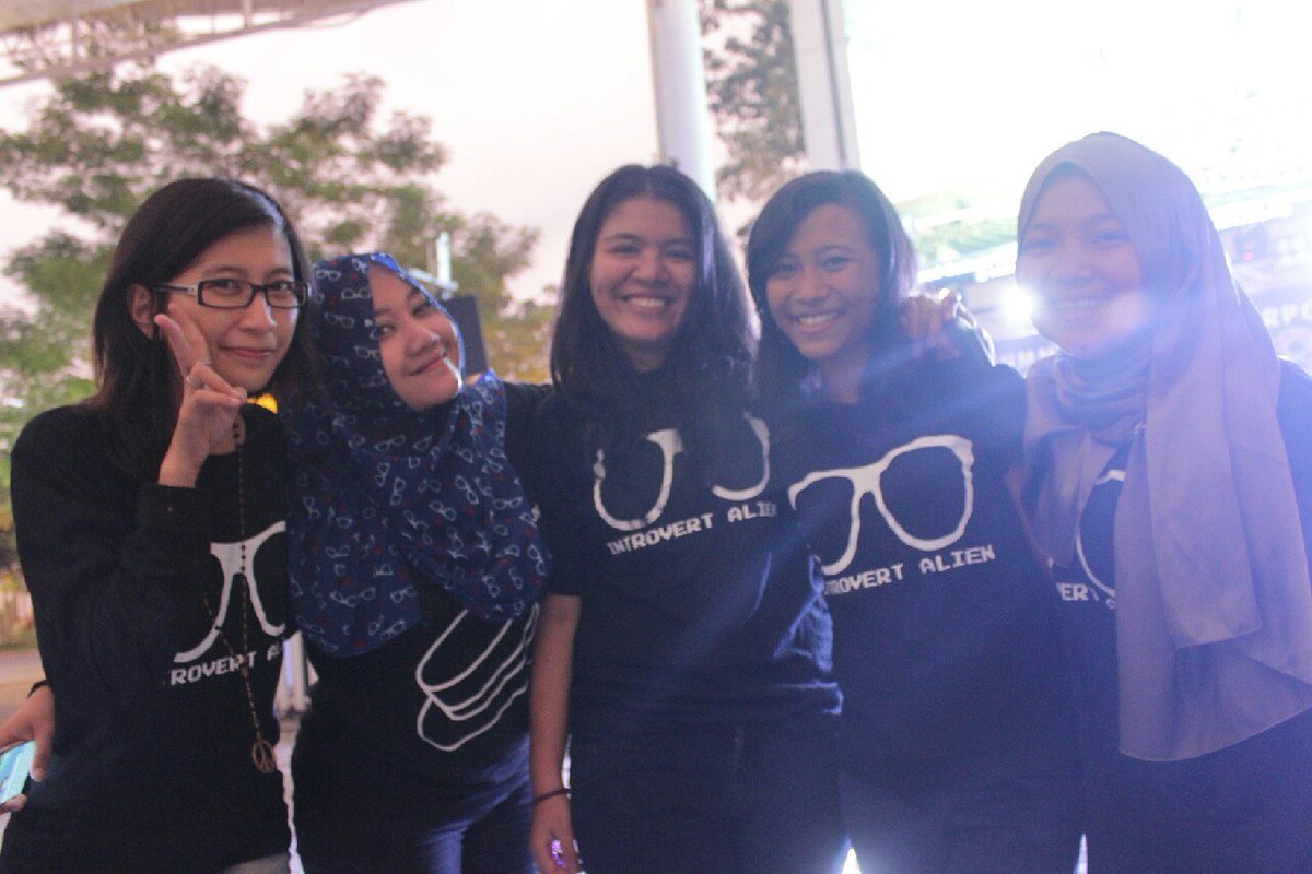 TYN_Tangerang's tweet photo. Pasukan TYN berbaju hitam 😊😊😊😊 https://t.co/cg0TZ6BWtm