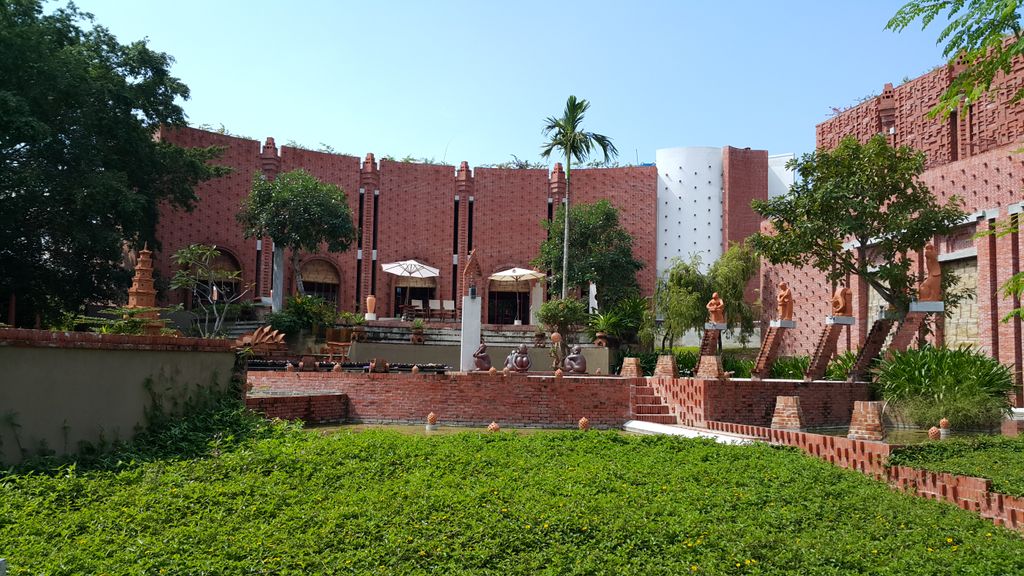 Quangn88143's tweet photo. Today the students get to visit TerraCotta Park in Hoi An and do a lot of fun activities. #aismsrocks #amisvnfun https://t.co/iEuluJXPe7