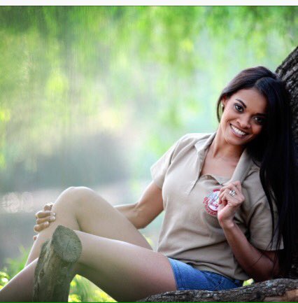 roxy_zowitsky's tweet photo. #comfy #fitted #ladiesline @Bush_Whisper #brandambassador https://t.co/fGyMfurL4e