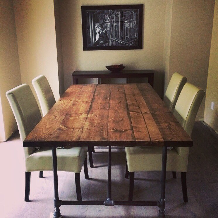 halfcutcustoms's tweet photo. Everyone's loving this reclaimed wood dining tables ⚒ https://t.co/imTjLHGAa9