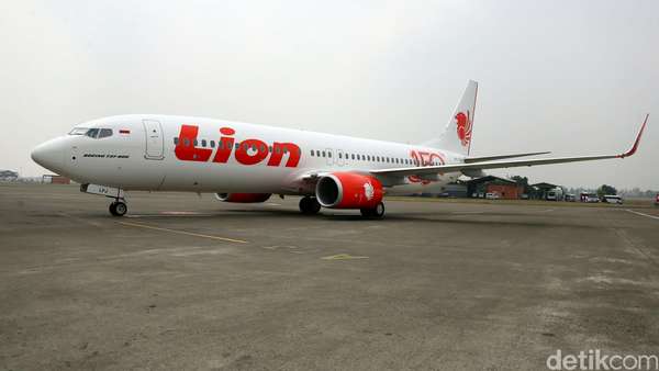 Ada Suara Desahan di Kokpit, Lion Air Grounded Co-Pilot JT 990 de.tk/6eYkCw