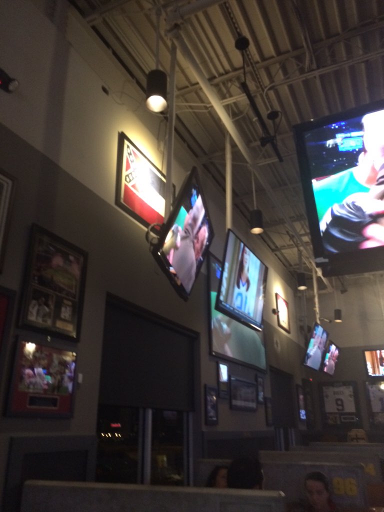 ms_hrc's tweet photo. @BWWings this must come down https://t.co/QgPru29YhZ