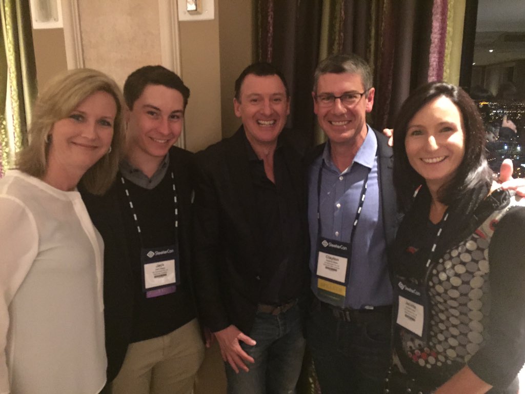 jenniferwarawa's tweet image. Love our Australian friends at #SleeterCon - thx for joining us at the #Sage VIP reception!