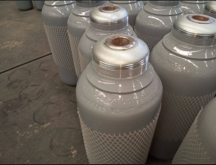 acecaretech's tweet image. 4L steel CO2 cylinder, ISO9809 standard seamless steel cylinder.
