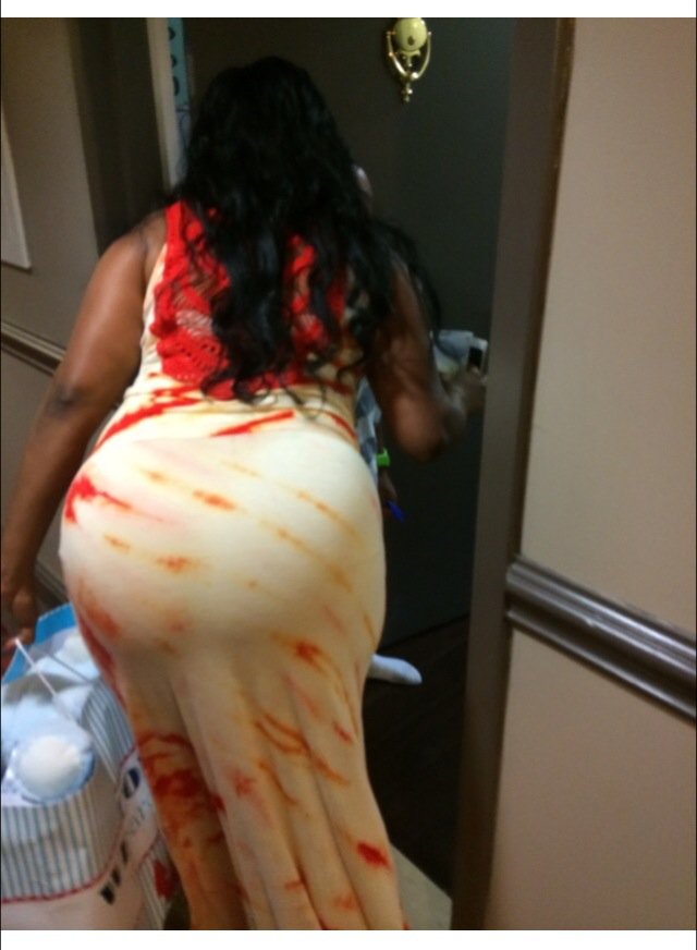 triggertreach's tweet photo. This Sexy A$$ Queen better be Lucky I'm Married, Oh $H!T that's my Wife Greeting me when I CUM home from Overseas!! https://t.co/VhVX2DsR7C