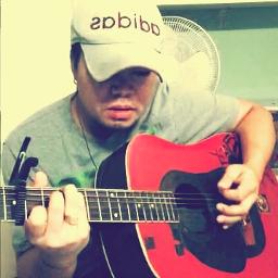 mama_riaa's tweet photo. Listen to this cover of "The Reason" via #Smule: https://t.co/T3yGhzDohr @Hoobastank #SingKaraoke https://t.co/J0FML4uoPZ