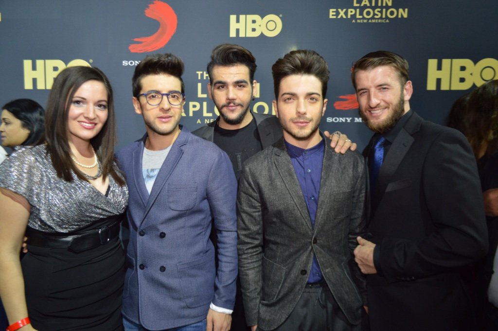 First 2015. Il Volo в Петербурге 2016. Il Volo на открытии чемпионата. Реьяиа из Иль воло их семьи и девушки.