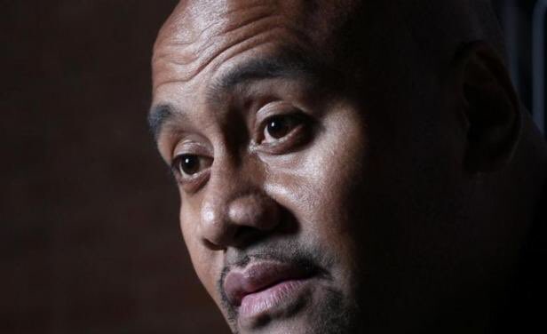albertochicote's tweet photo. No me lo puedo creer. Ha muerto Jonah Lomu.
Hoy los All Blacks son más Blacks que nunca. https://t.co/VNho7g8LgU