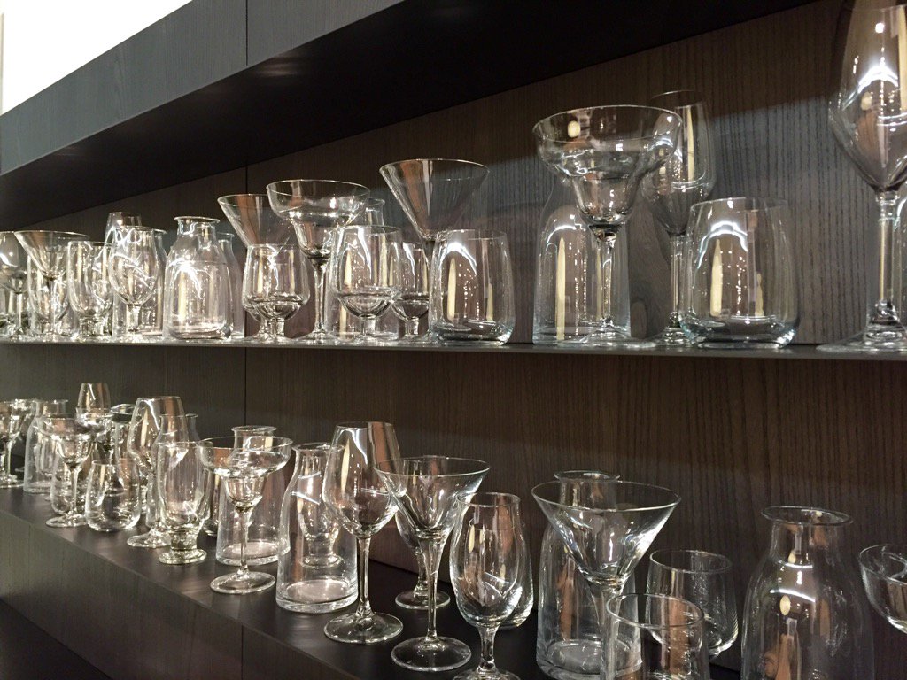 theinteriorspy's tweet photo. A nice cluster of #stemware at #Poliform and #World of Interiors party https://t.co/h2GkrSTZfo