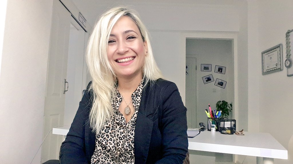 ozlemtheleo's tweet photo. Uzaklarda aramayın; 
Mutluluk #okadaryakinki ☺
#mucize sizin içinizde 😇☺😉😍😎😏 https://t.co/ADtCwoOvBG