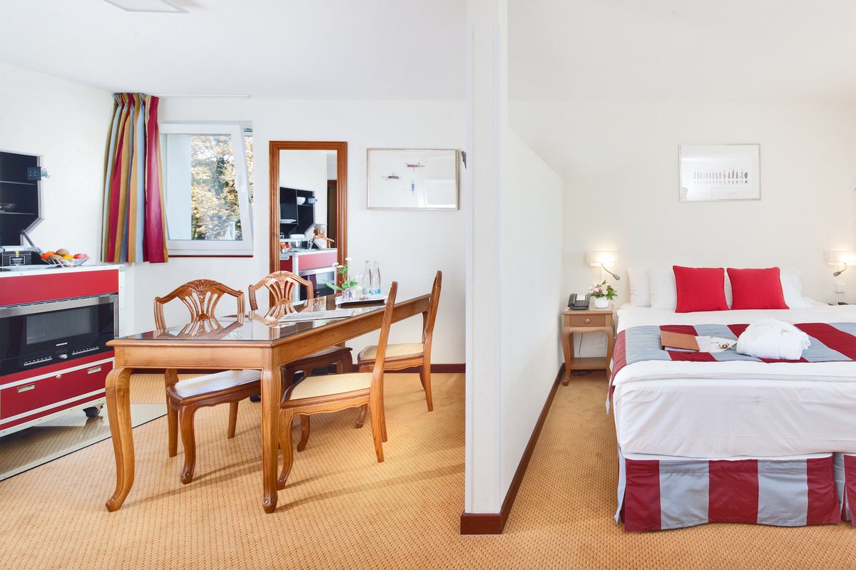 hepgroup's tweet photo. Check out Hotel des Inventions's new pictures ! 
Photos by Régis Colombo https://t.co/VnEsiVZLr0 
#hepgroup https://t.co/DtUYReeAAx